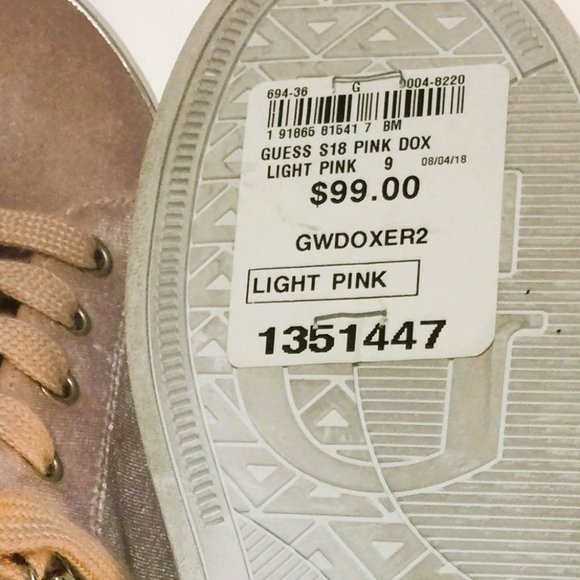 GUESS NEW WITH TAGS PLATFORM RUNNER - Picture 3 of 4